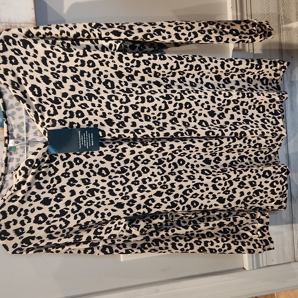 NWT Anyally Women's Sz L Animal Print 2pc Pajama Set